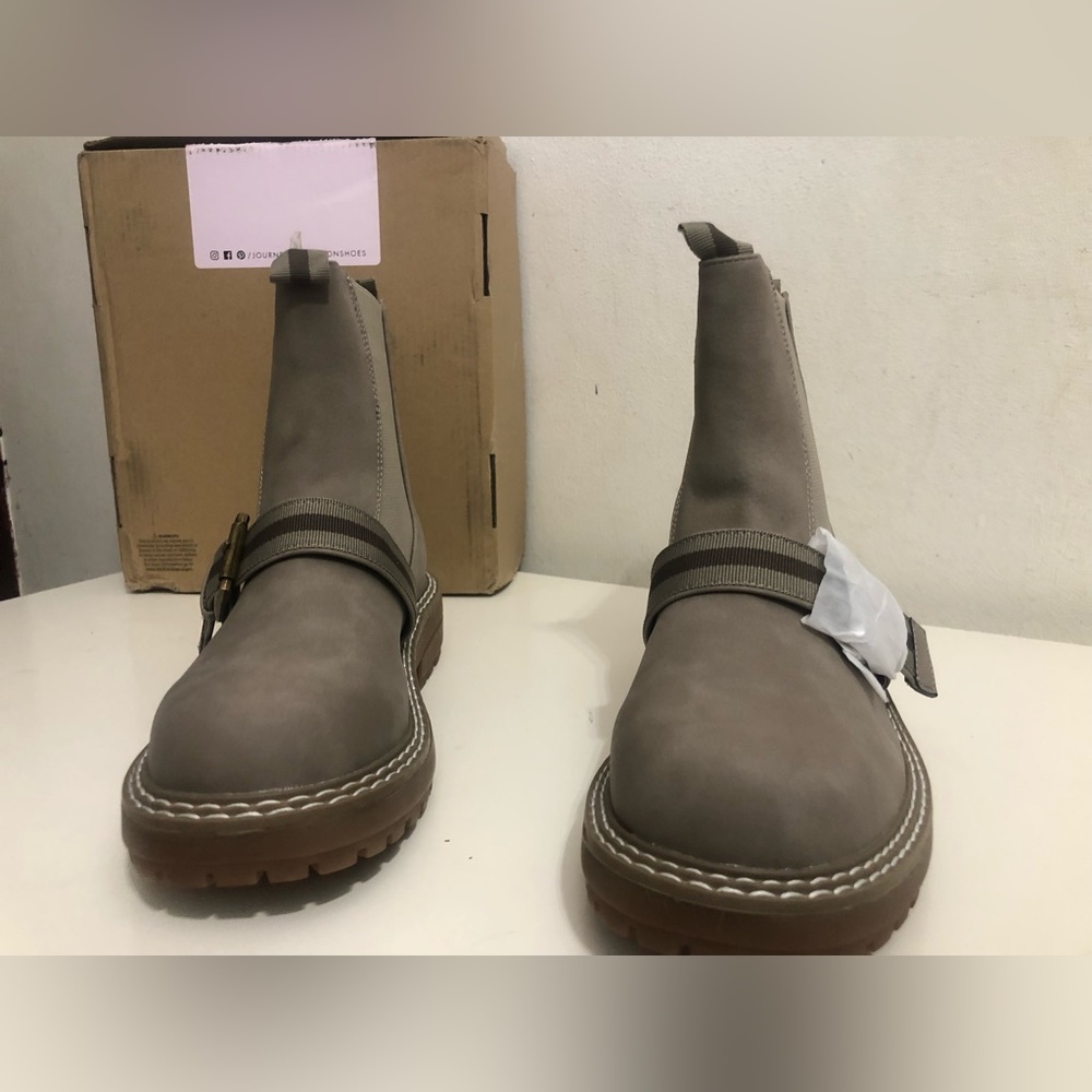 JOURNEE COLLECTION Women's Rilie Booties